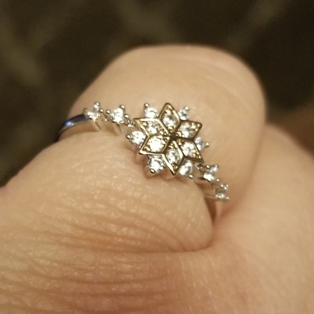 Snowflake ring - Picture 2 of 2